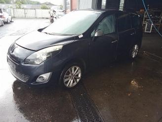 Renault Grand-scenic Grand Scenic III (JZ), MPV, 2009 / 2016 1.4 16V TCe 130 picture 2