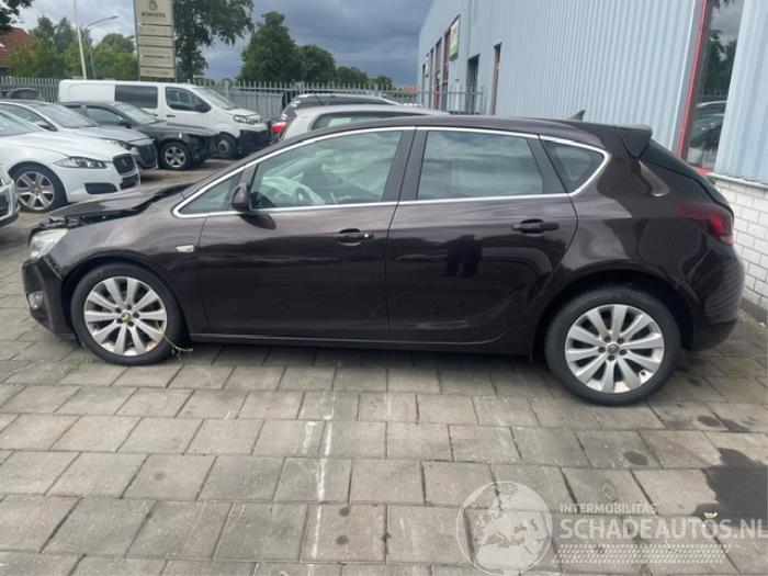 Opel Astra Astra J (PC6/PD6/PE6/PF6), Hatchback 5-drs, 2009 / 2015 1.4 Turbo 16V
