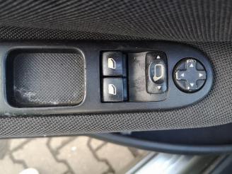 Peugeot 207 207 CC (WB), Cabrio, 2007 / 2015 1.6 16V picture 28