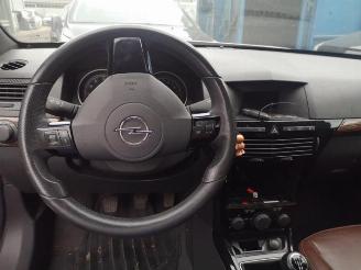 Opel Astra Astra H Twin Top (L67), Cabrio, 2005 / 2010 1.8 16V picture 7