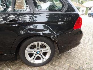 BMW 3-serie 318I automaat station picture 12