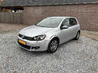 Schadeauto Volkswagen Golf  2009/1