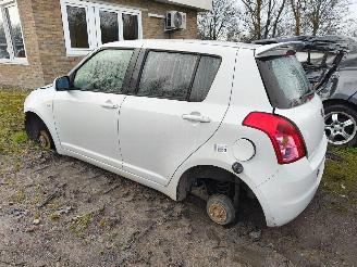 demontáž osobní automobily Suzuki Swift 1.3 Shogun 2008/10