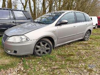 demontáž osobní automobily Fiat Croma 2.2-16V Emotion 2006/4