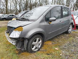Auto da rottamare Renault Modus 1.4-16V Privilège Luxe 2006/3