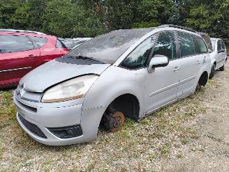 Salvage car Citroën Grand C4 Picasso 1.6 HDI Business EB6V 7p 2010/6