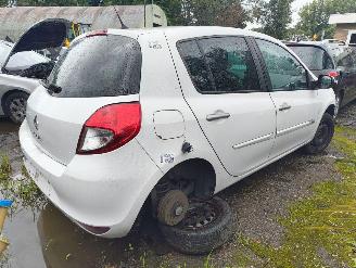 Auto da rottamare Renault Clio 1.2 Authentique 2012/3
