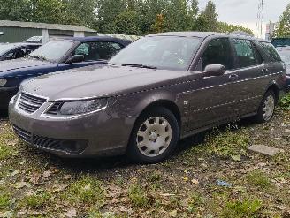 Coche siniestrado Saab 9-5 Estate 2.0t Linear Business 2006/2