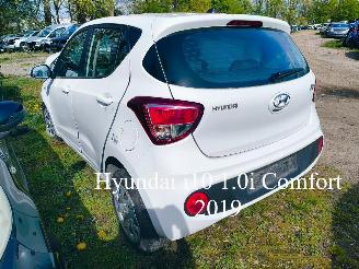 Vaurioauto  passenger cars Hyundai I-10 1.0 Comfort 2019/1