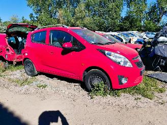 Vaurioauto  passenger cars Chevrolet Spark Chevrolet Spark 1.0 16V LS Bi-Fuel 2010/1