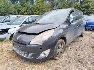 Voiture accidenté Renault Grand-scenic Renault Grand Scénic 1.4 TCe Dynamique 2009/1