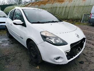 Démontage voiture Renault Clio 1.5 dCi Authentique 2011/1