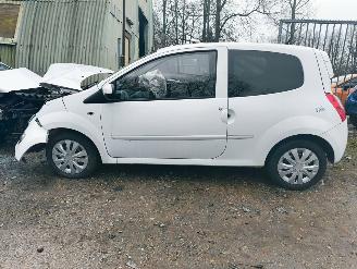 Démontage voiture Renault Twingo 1.2 16V Collection 2013/1