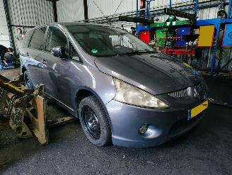 Dezmembrări autoturisme Mitsubishi Grandis 2.4-16V Intense 2008/10