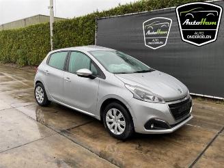 Peugeot 208 208 I (CA/CC/CK/CL), Hatchback, 2012 / 2019 1.0 Vti 12V PureTech picture 2