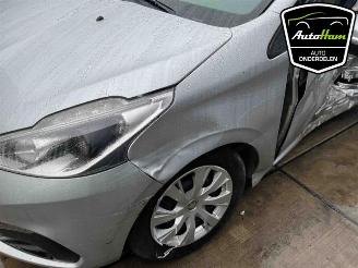 Peugeot 208 208 I (CA/CC/CK/CL), Hatchback, 2012 / 2019 1.0 Vti 12V PureTech picture 13