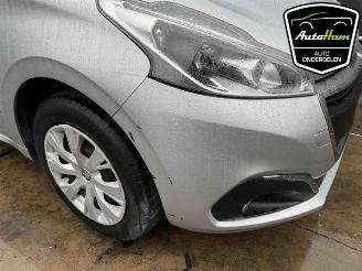 Peugeot 208 208 I (CA/CC/CK/CL), Hatchback, 2012 / 2019 1.0 Vti 12V PureTech picture 12