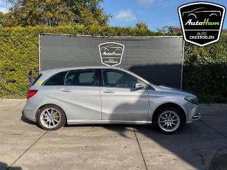 demontáž osobní automobily Mercedes B-klasse B (W246), Hatchback, 2011 / 2018 1.6 B-200 BlueEFFICIENCY Turbo 16V 2014/6
