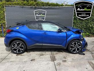 demontáž osobní automobily Toyota C-HR C-HR (X1,X5), SUV, 2016 2.0 16V Hybrid 2020/8