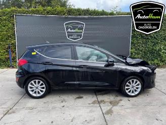 Coche siniestrado Ford Fiesta Fiesta 7, Hatchback, 2017 1.0 EcoBoost 12V 100 2019