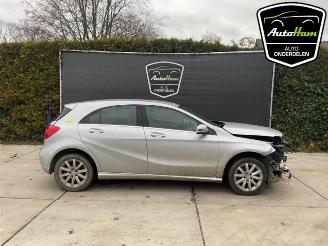demontáž osobní automobily Mercedes A-klasse A (W176), Hatchback, 2012 / 2018 1.6 A-180 16V 2013/12