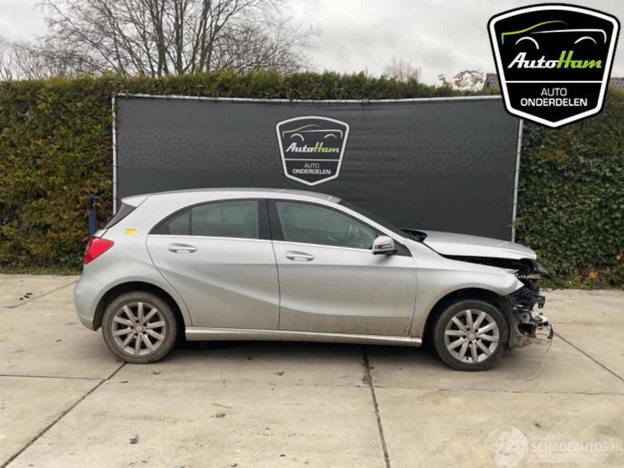 Mercedes A-klasse A (W176), Hatchback, 2012 / 2018 1.6 A-180 16V