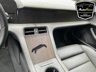 Porsche Taycan Taycan (Y1A), Sedan, 2019 79/84 kWh picture 14