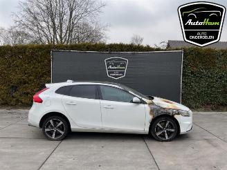 demontáž osobní automobily Volvo V-40 V40 (MV), Hatchback 5-drs, 2012 / 2019 1.5 T3 16V Geartronic 2019/1