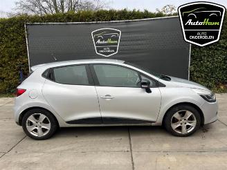 demontáž osobní automobily Renault Clio Clio IV (5R), Hatchback 5-drs, 2012 / 2021 0.9 Energy TCE 90 12V 2013/1