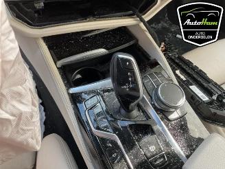 BMW 5-serie 5 serie Touring (G31), Combi, 2017 530i 2.0 TwinPower Turbo 16V Mild Hybrid picture 12