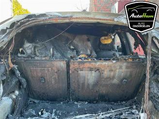 Audi Q3 Q3 (8UB/8UG), SUV, 2011 / 2019 2.0 16V TFSI Quattro picture 19