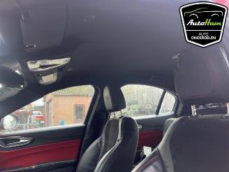 Alfa Romeo Giulia Giulia (952), Sedan, 2015 2.9 Bi-Turbo V6 24V Quadrifoglio Verde picture 26