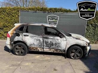 Démontage voiture Volkswagen Tiguan Tiguan (AD1), SUV, 2016 / 2024 2.0 TSI 16V 4Motion 2016/6