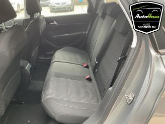 Peugeot 308 308 SW (L4/L9/LC/LJ/LR), Combi 5-drs, 2014 / 2021 1.2 12V e-THP PureTech 130 picture 25