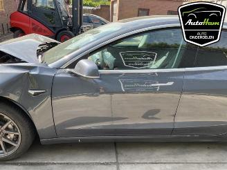 Tesla Model 3 Model 3, Sedan, 2017 Long Range AWD 75 kWh picture 5