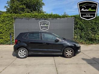 Coche siniestrado Volkswagen Polo Polo V (6R), Hatchback, 2009 / 2017 1.2 TDI 12V BlueMotion 2011/11