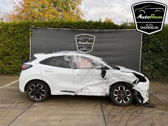 Salvage car Ford Puma Puma, SUV, 2019 1.0 Ti-VCT EcoBoost Hybrid 12V 2022/3