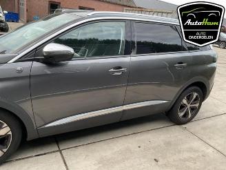 Peugeot 5008 5008 II (M4/MC/MJ/MR), MPV, 2016 / 2024 1.2 12V e-THP PureTech 130 picture 5