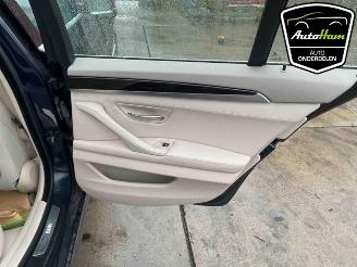 BMW 5-serie 5 serie (F10), Sedan, 2009 / 2016 530i 24V TwinPower Turbo picture 27