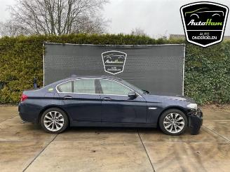 Coche siniestrado BMW 5-serie 5 serie (F10), Sedan, 2009 / 2016 530i 24V TwinPower Turbo 2013/9