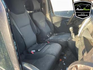 Renault Trafic Trafic (1FL/2FL/3FL/4FL), Van, 2014 2.0 dCi 16V 120 picture 13