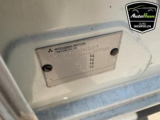 Mitsubishi Space-star Space Star (A0), Hatchback, 2012 1.0 12V picture 20