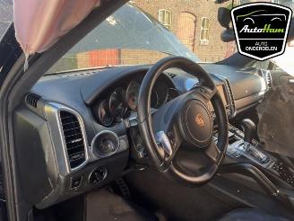 Porsche Cayenne Cayenne II (92A), SUV, 2010 / 2018 4.8 V8 32V GTS picture 17