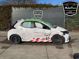 Uttjänta bilar auto Toyota Yaris Yaris IV (P21/PA1/PH1), Hatchback, 2020 1.5 12V Hybrid 115 2024/1
