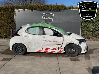 Uttjänta bilar auto Toyota Yaris Yaris IV (P21/PA1/PH1), Hatchback, 2020 1.5 12V Hybrid 115 2024/1