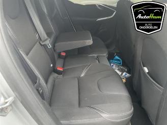 Volvo V-40 V40 (MV), Hatchback 5-drs, 2012 / 2019 1.6 T2 GTDi 16V picture 22