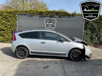 Coche siniestrado Citroën C4 C4 Coupe (LA), Hatchback 3-drs, 2004 / 2011 1.6 16V 2006/4