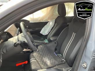Opel Corsa Corsa F (UB/UH/UP), Hatchback 5-drs, 2019 1.2 Turbo 12V 100 Hybrid picture 20