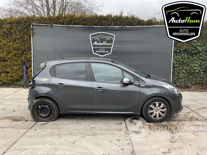 Peugeot 208 208 I (CA/CC/CK/CL), Hatchback, 2012 / 2019 1.2 Vti 12V PureTech 82
