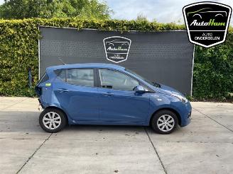 Vrakbiler auto Hyundai I-10 i10 (B5), Hatchback, 2013 / 2019 1.0 12V 2014/10